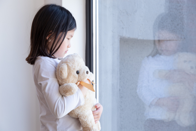 内窓　子供